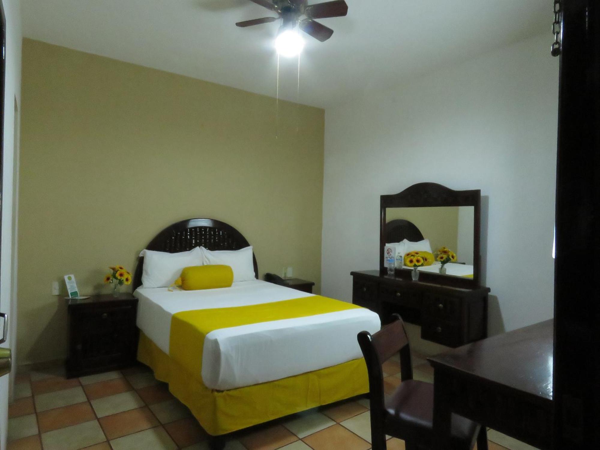 Hotel Los Girasoles Tepic Exteriér fotografie